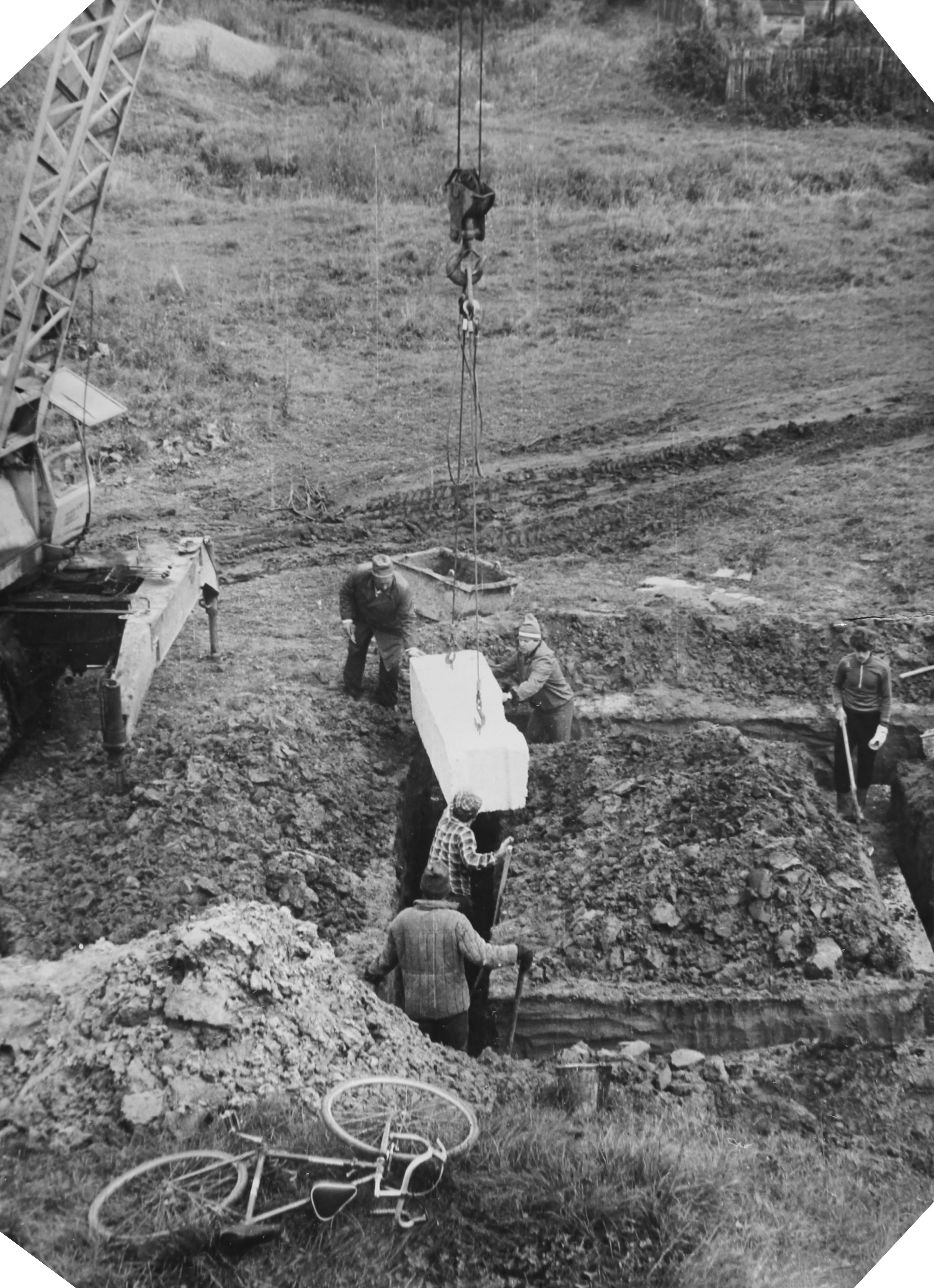 Закладка нулевого цикла лыжной базы ДЮСШ-2 (осень 1987 г.). Закладка первого блока.